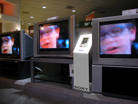 SONYdisplayInstore1